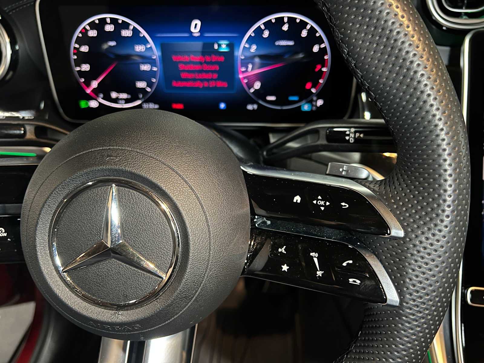 Certified 2025 Mercedes-Benz GLC 300 4MATIC image 28