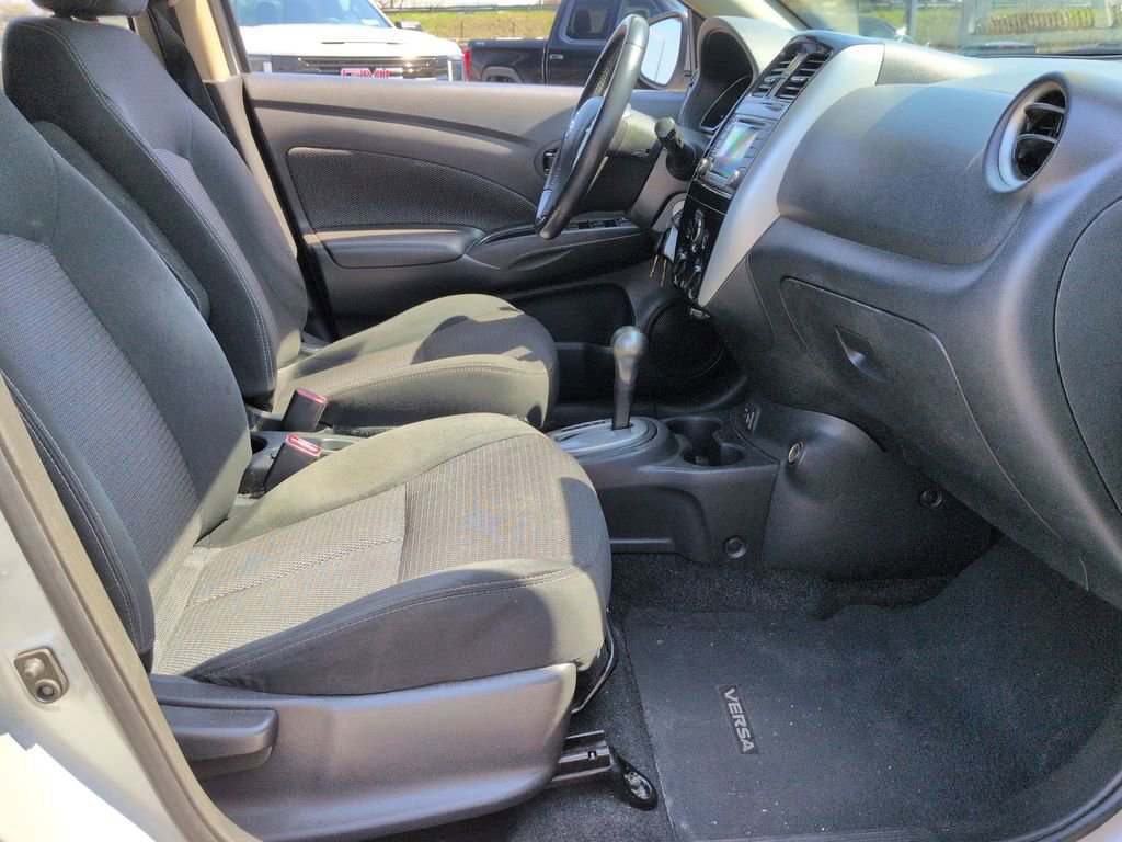 Used 2018 Nissan Versa SV w/ SV Special Edition Package image 23