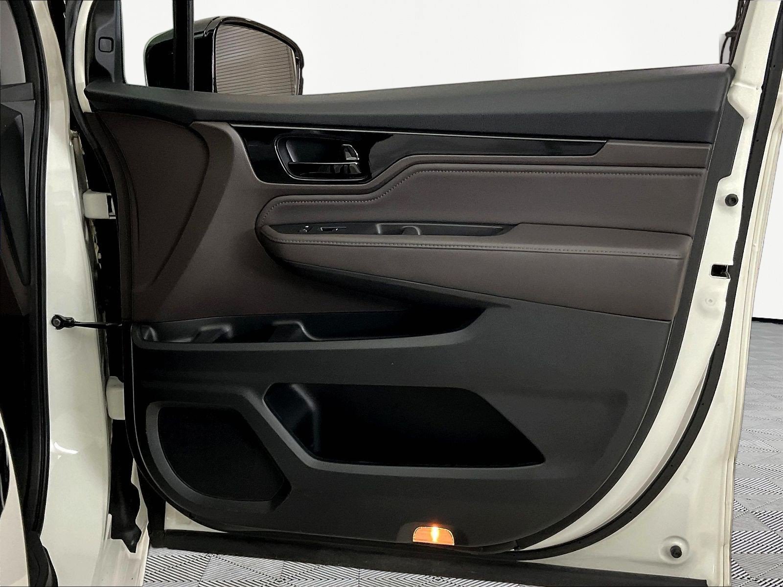 Used 2019 Honda Odyssey Elite image 29