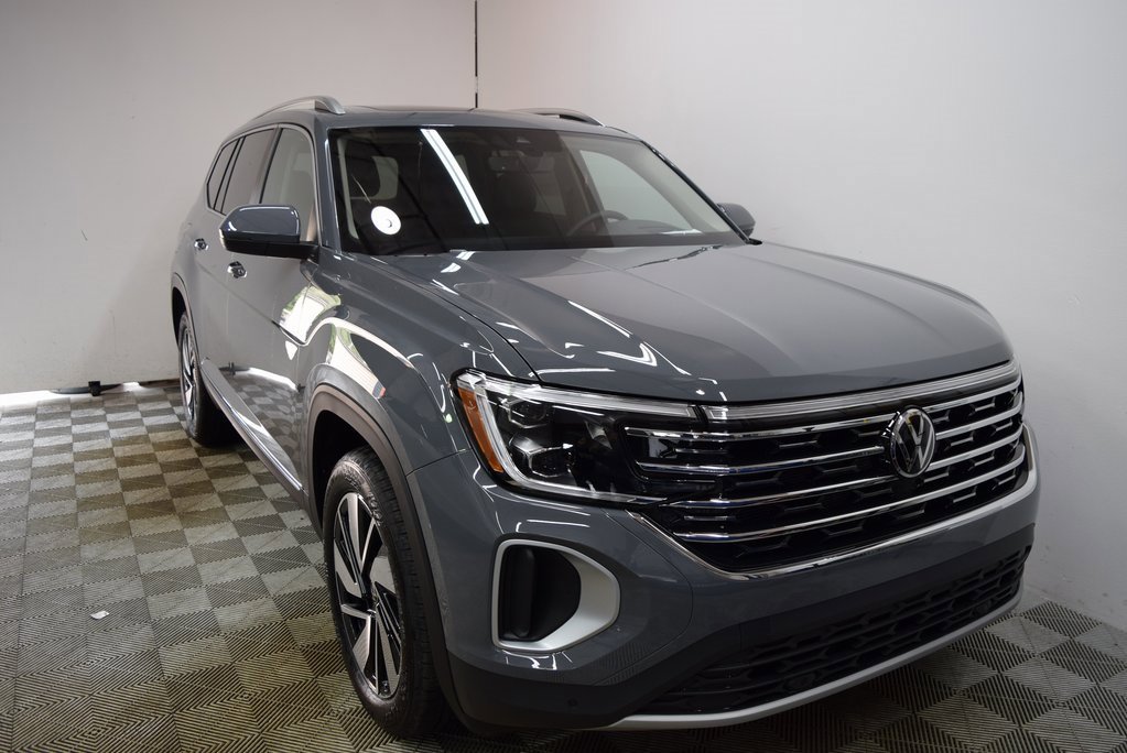 New 2026 Volkswagen Atlas SEL image 3