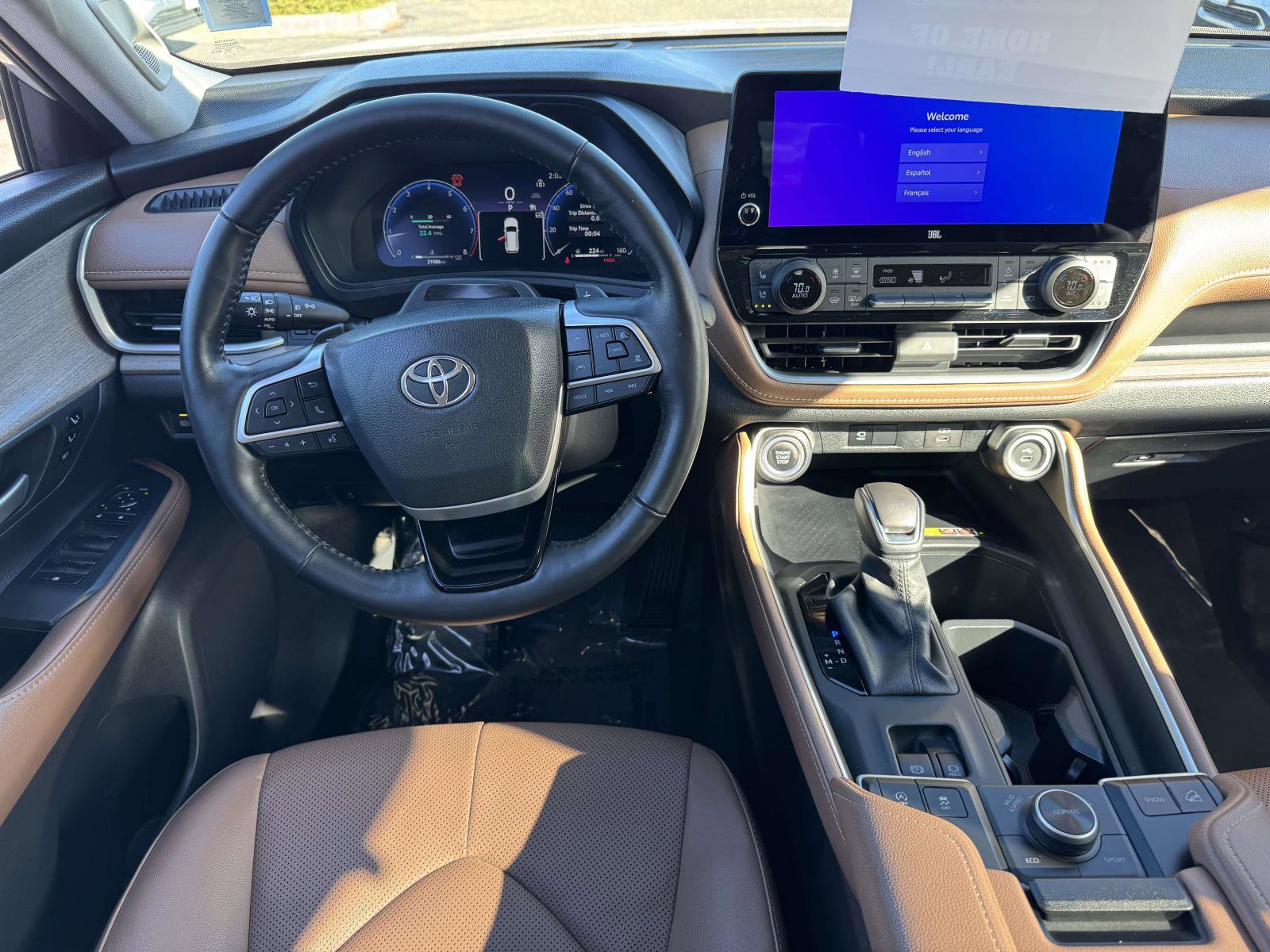 Used 2024 Toyota Grand Highlander Platinum image 12