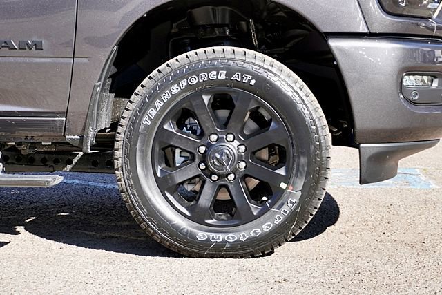 New 2026 RAM 2500 Laramie AWD/4WD image 8