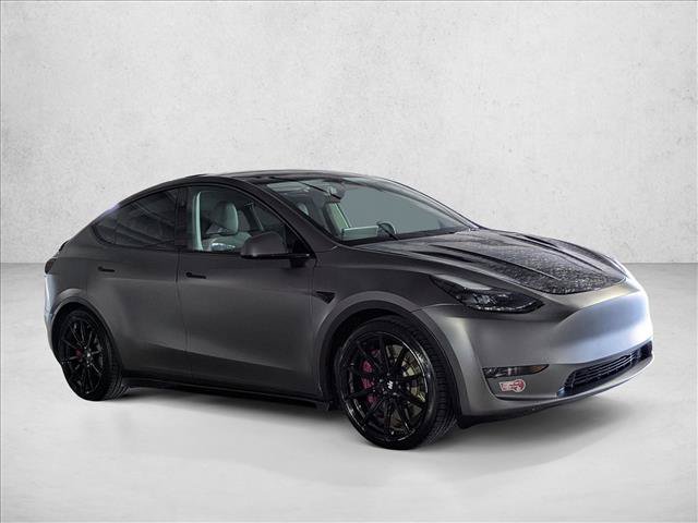 Used 2023 Tesla Model Y Performance AWD/4WD image 3
