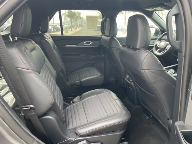New 2026 Ford Explorer ST-Line w/ ST-Line Street Pack RWD image 26