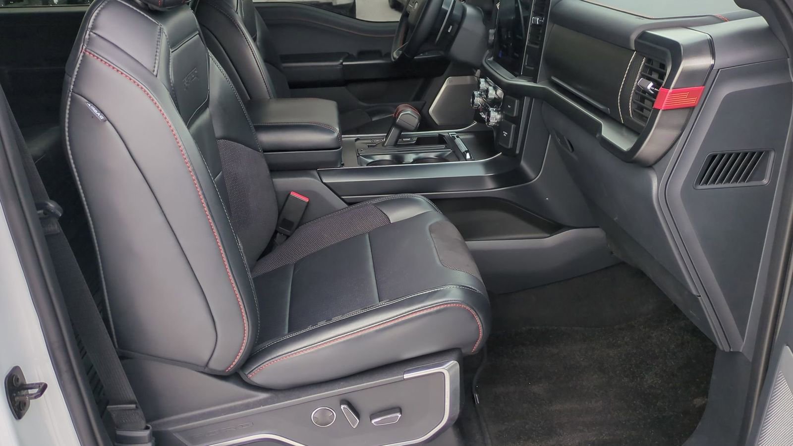 Certified 2024 Ford F150 Raptor image 22