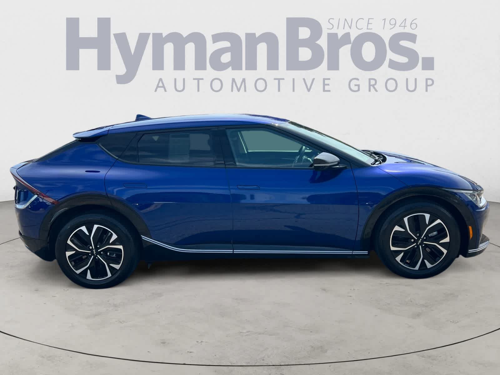 Certified 2022 Kia EV6 Wind RWD image 2