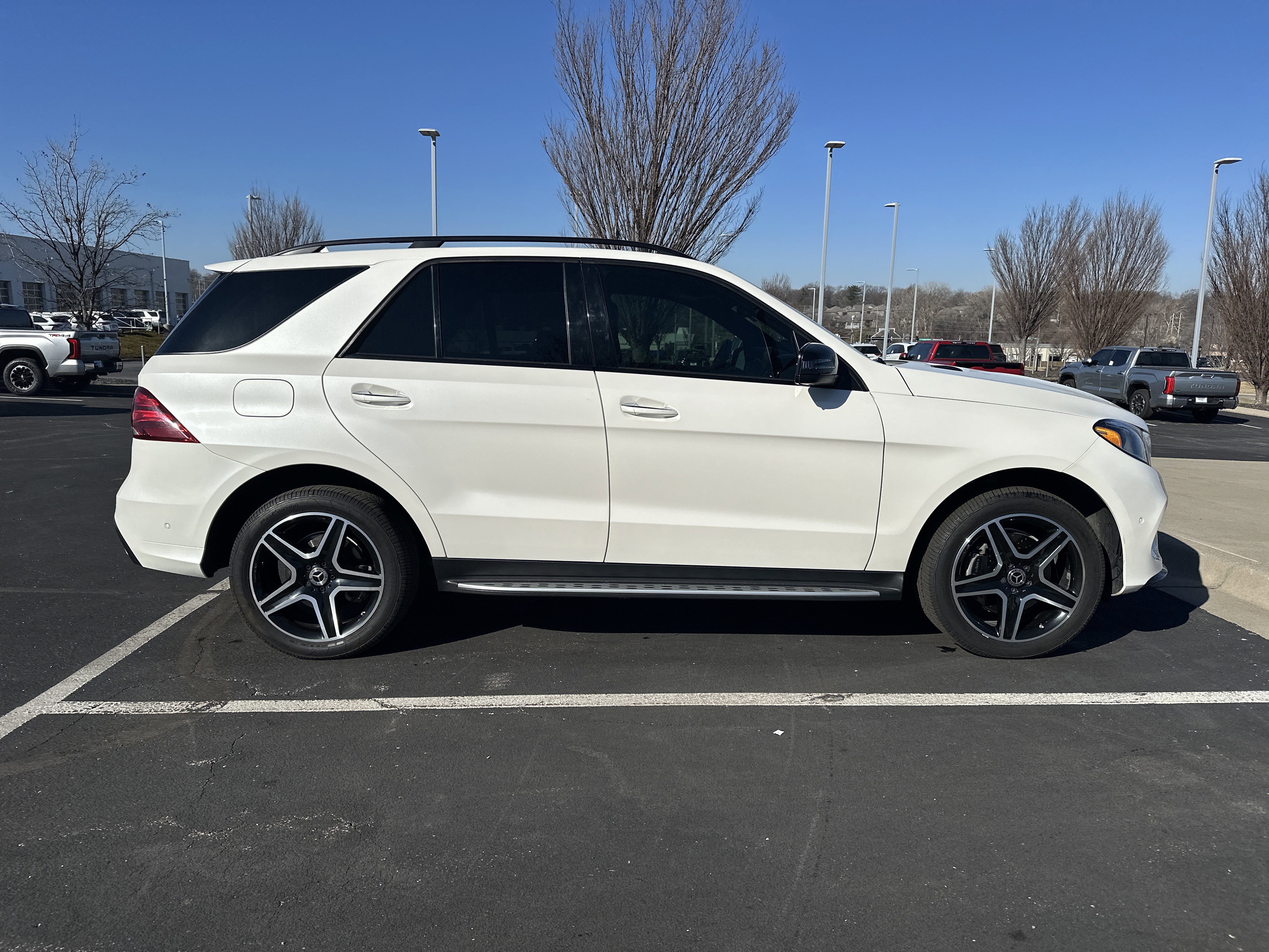 Used 2017 Mercedes-Benz GLE 350 4MATIC image 11