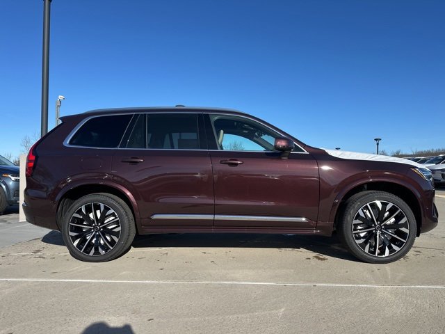 New 2026 Volvo XC90 B5 Plus image 8