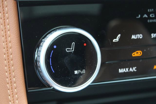 New 2026 Jaguar F-PACE R-Dynamic S image 17