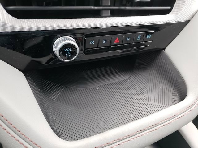 New 2025 Ford Explorer Active w/ Active Comfort Package image 24