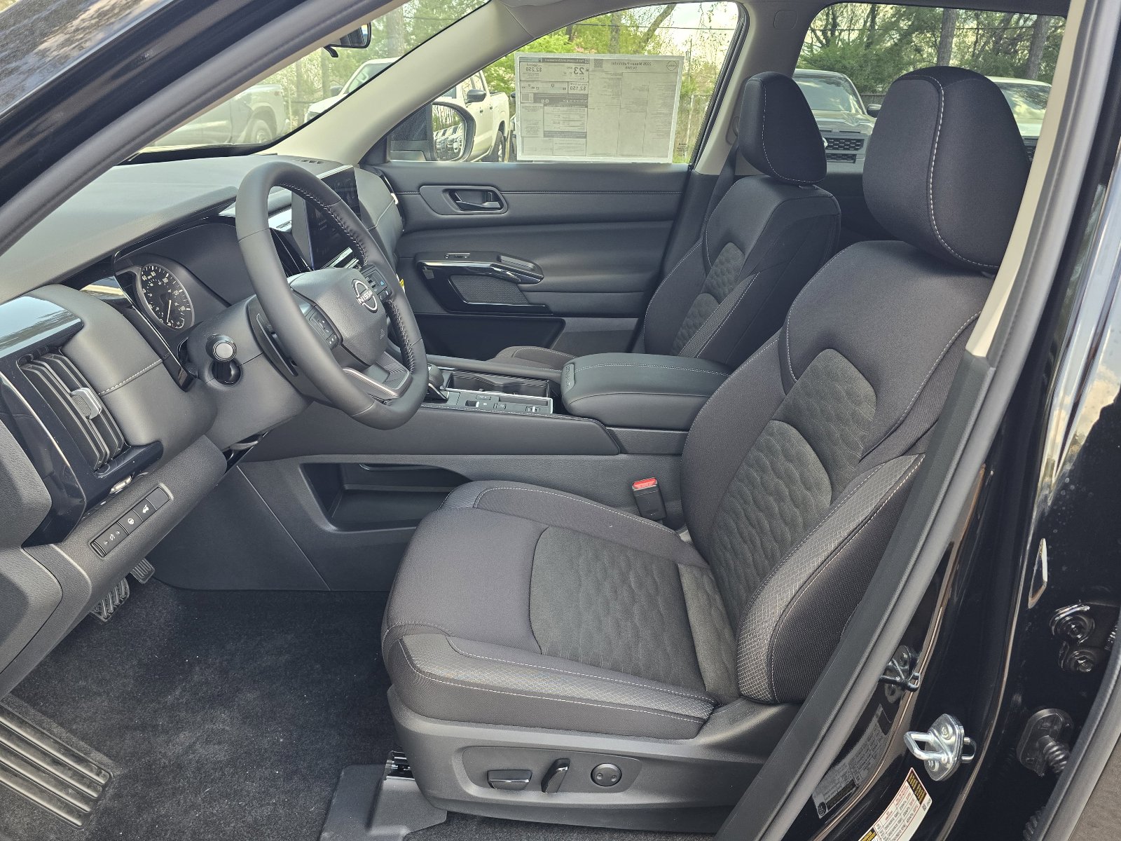 New 2026 Nissan Pathfinder SV image 12