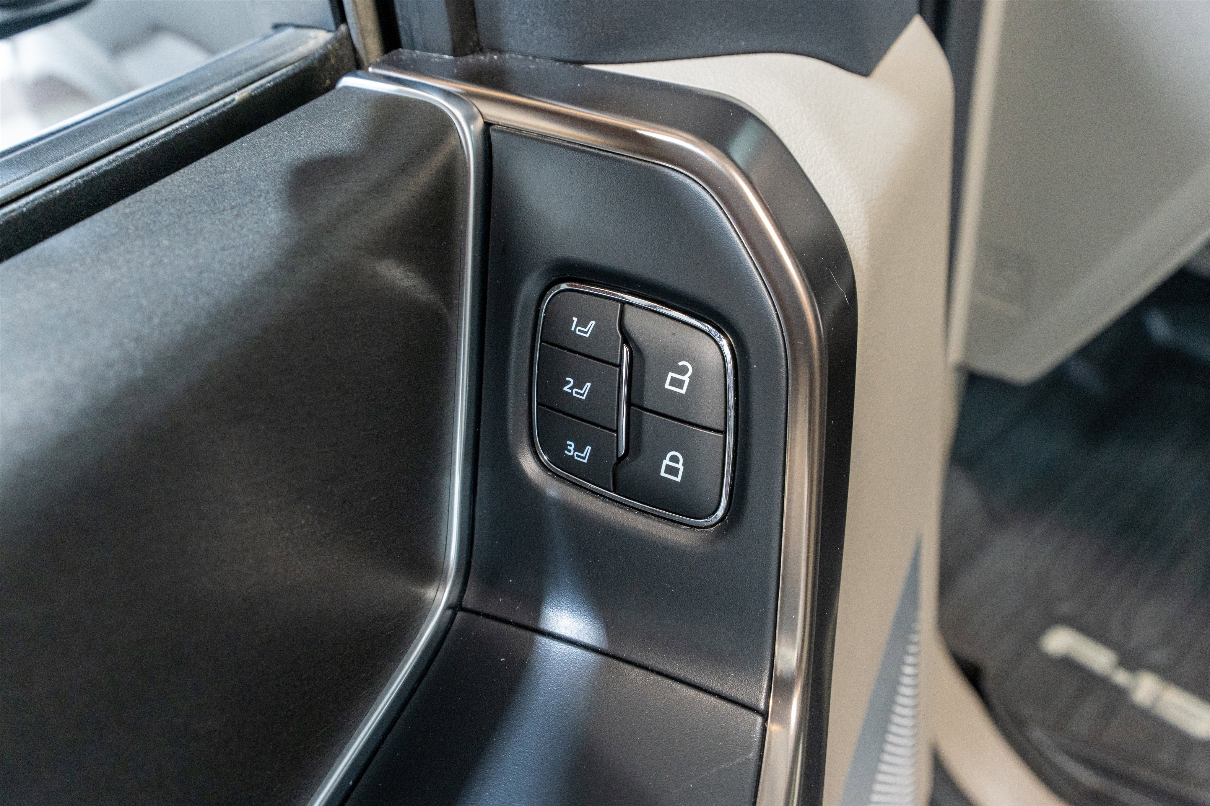 Used 2024 Ford F150 Platinum w/ Equipment Group 703A Plus image 19