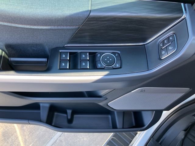 New 2025 Ford F150 Lariat w/ Equipment Group 502A High image 26