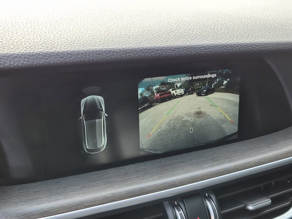 Used 2022 Alfa Romeo Stelvio Ti image 30
