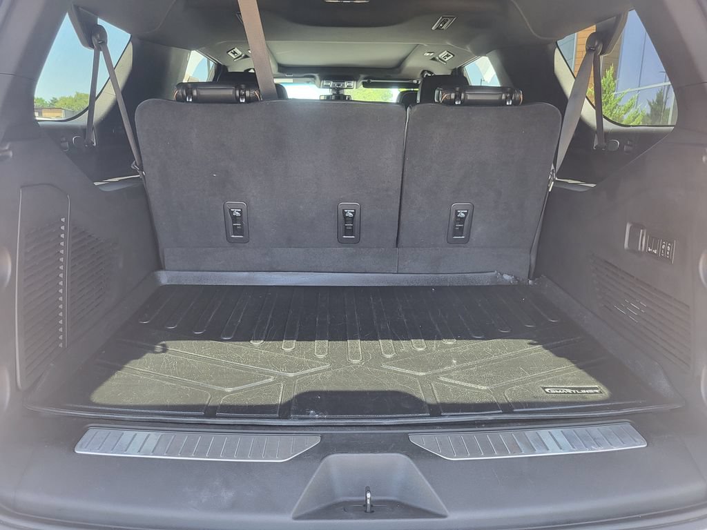 Used 2022 GMC Yukon XL AT4 AWD/4WD image 32