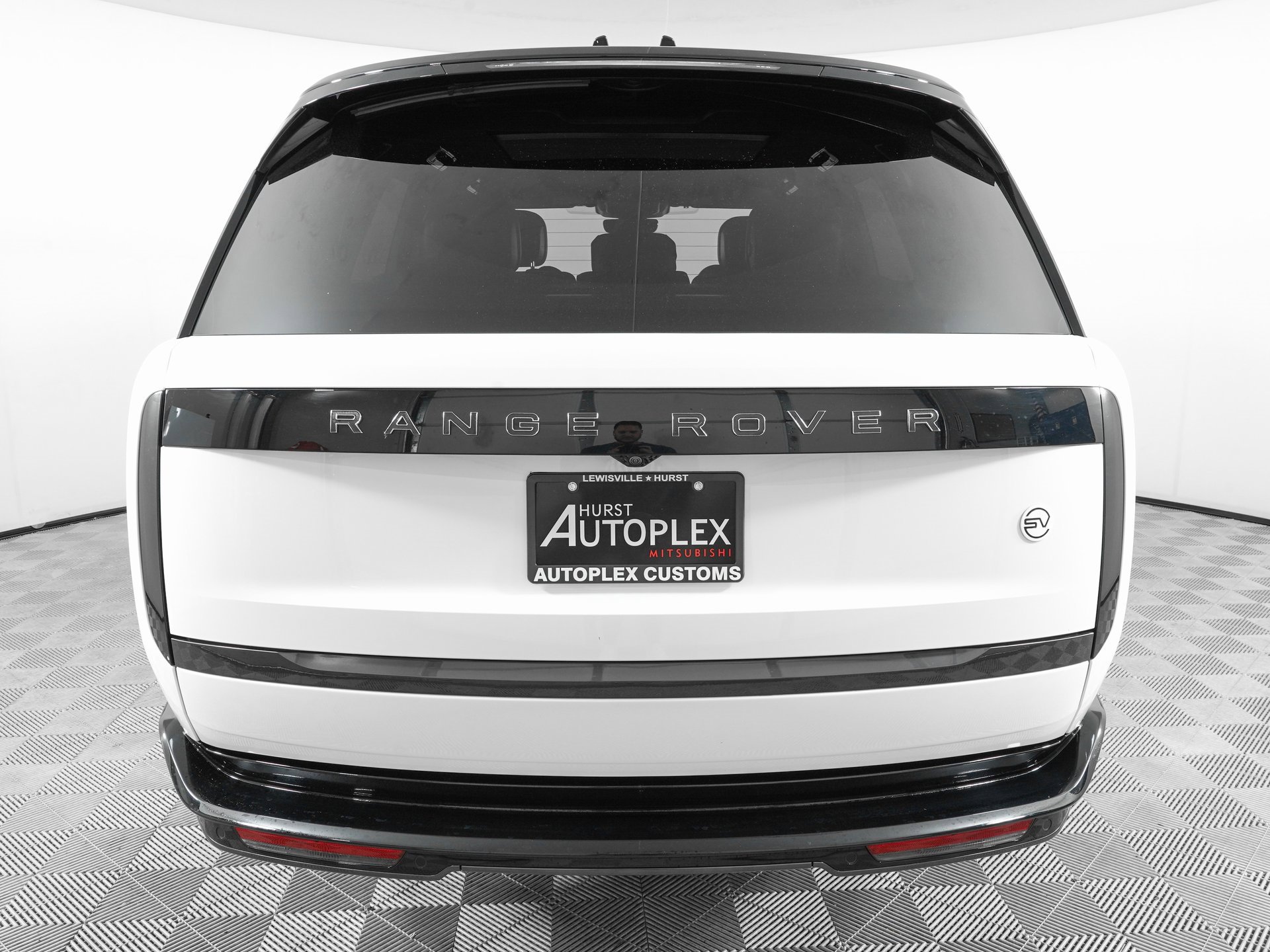 Used 2023 Land Rover Range Rover SE image 6