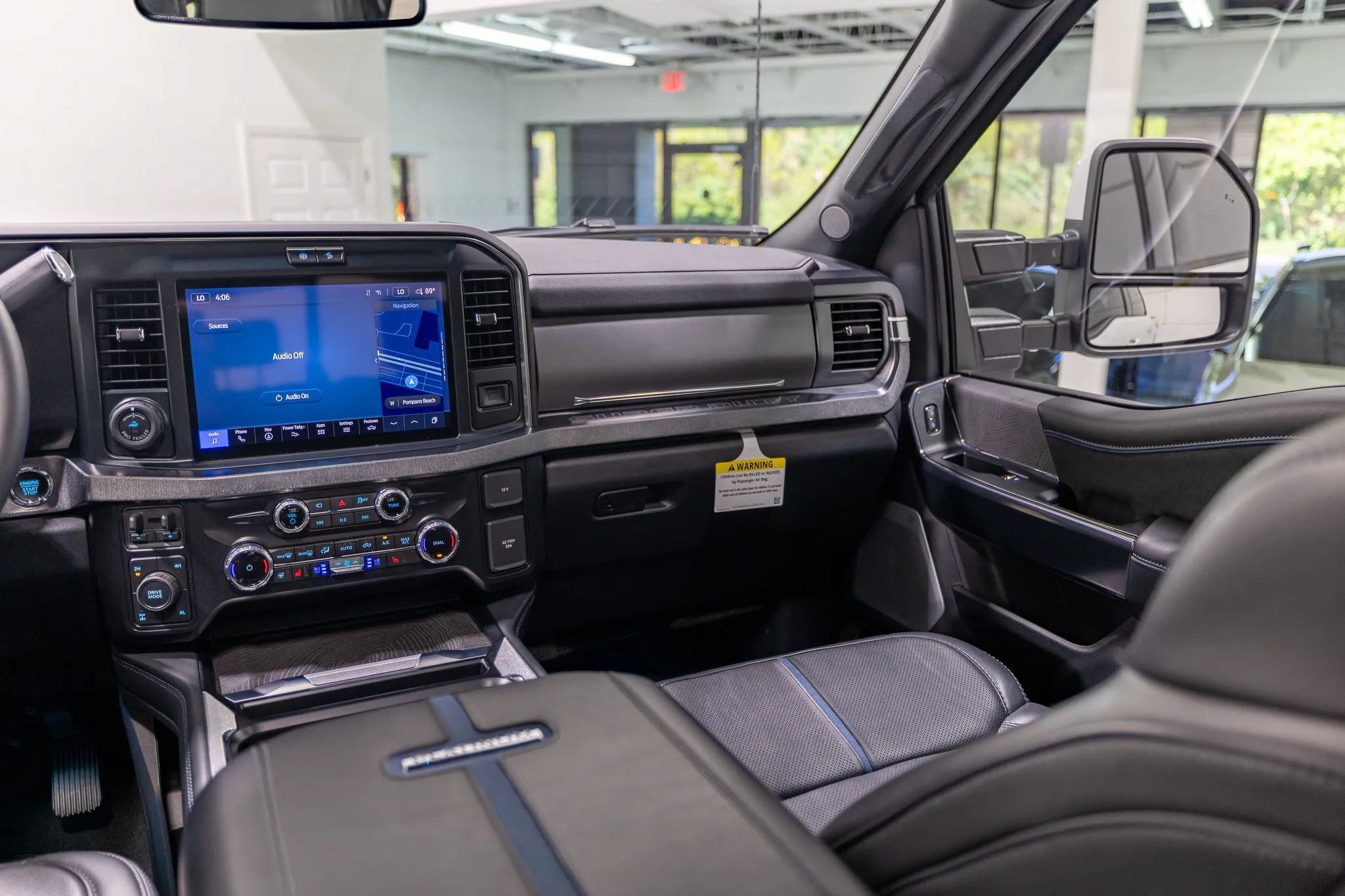 Used 2025 Ford F250 Platinum AWD/4WD image 44