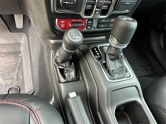 New 2026 Jeep Wrangler Unlimited Rubicon w/ Convenience Group image 25