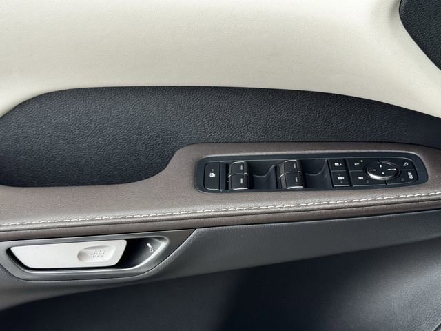 Used 2023 Lexus RX 350 FWD image 26