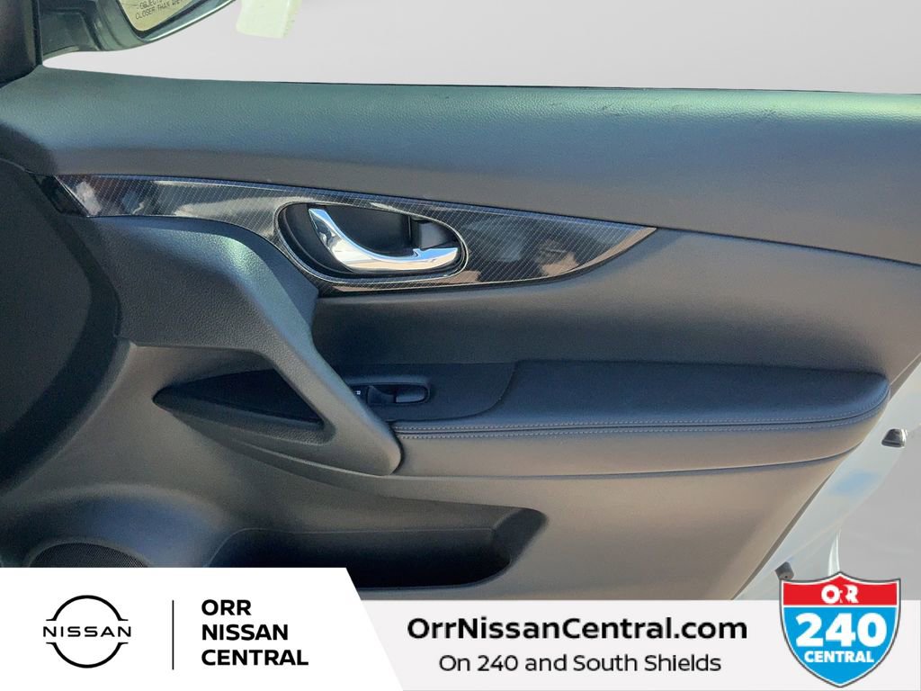Used 2019 Nissan Rogue SL w/ Premium Package FWD image 10