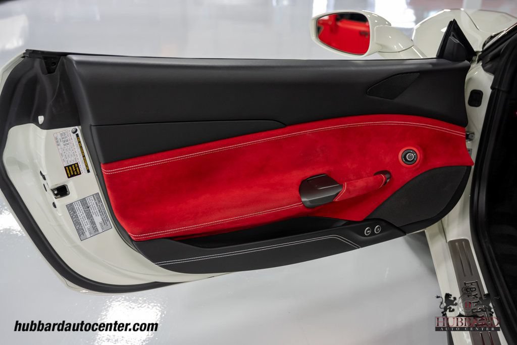 Used 2019 Ferrari 488 Spider RWD image 16