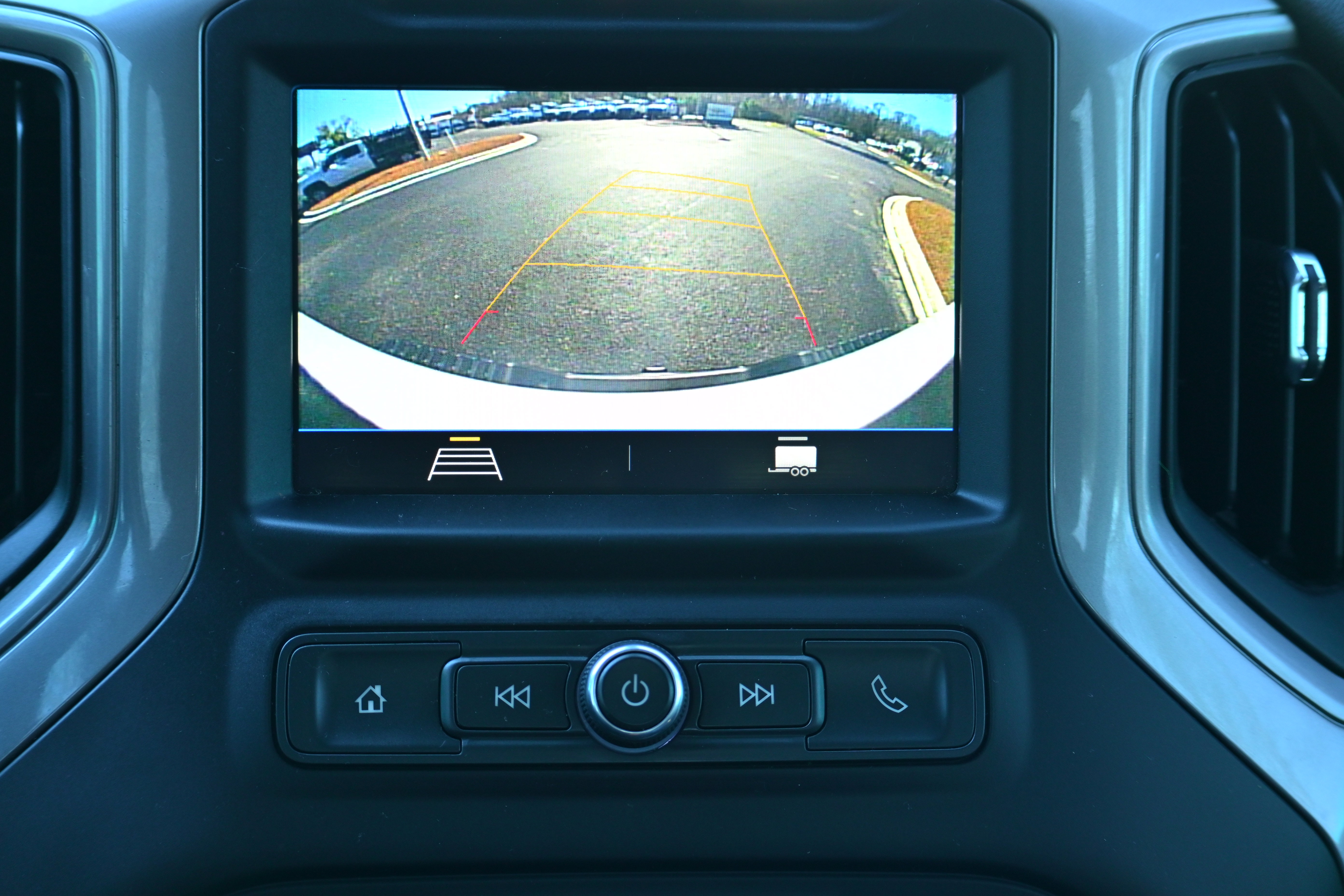 Used 2022 Chevrolet Silverado 2500 Custom w/ Custom Convenience Package image 17