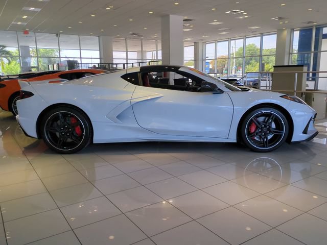 Used 2021 Chevrolet Corvette Stingray Premium Cpe w/ Z51 Performance Package RWD image 3