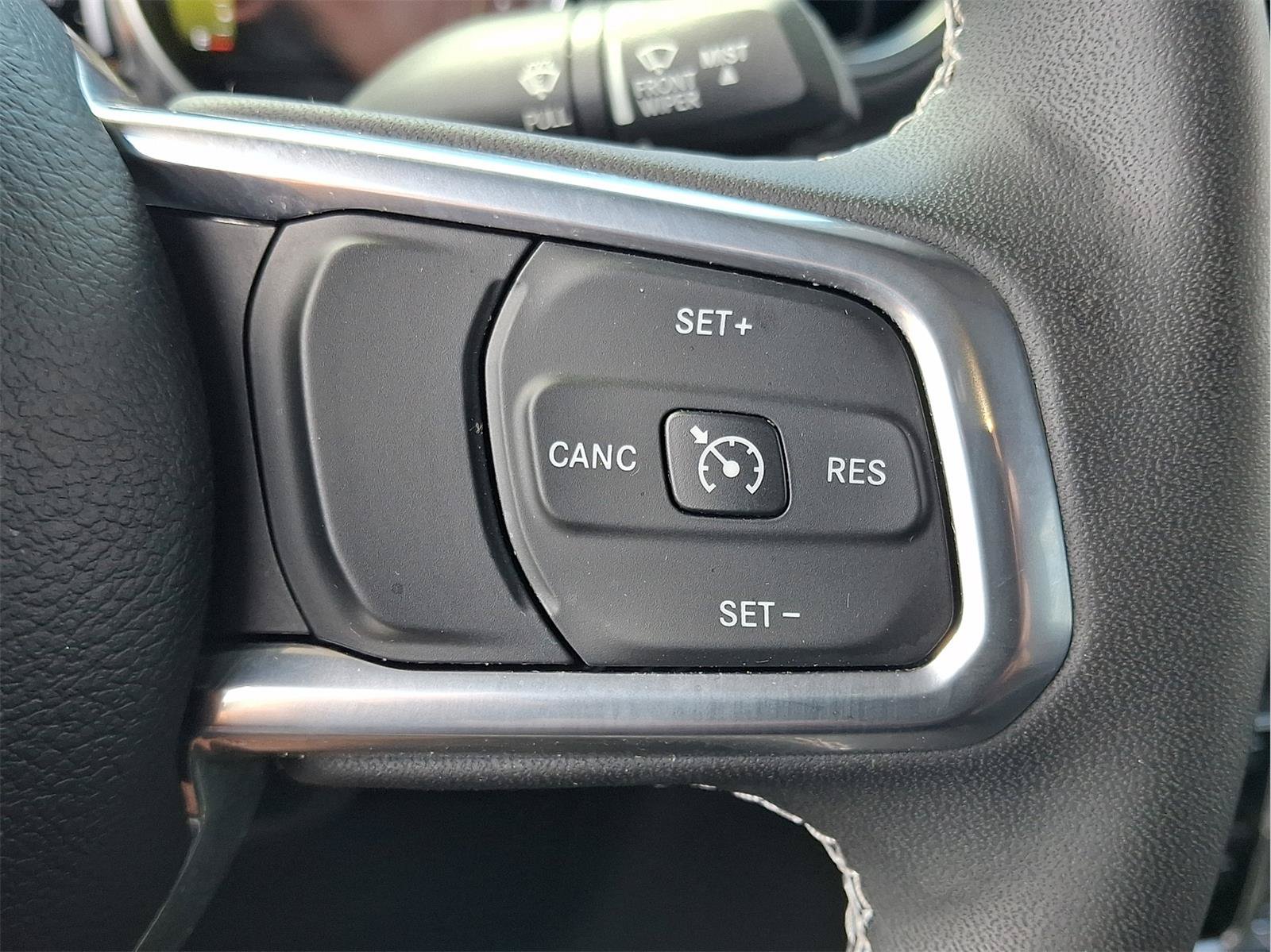 Used 2023 Jeep Wrangler Unlimited Sahara w/ Cold Weather Group AWD/4WD image 22