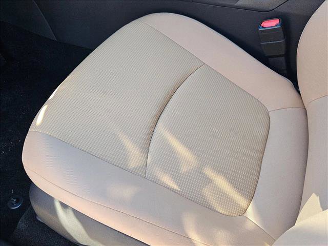 New 2025 Toyota RAV4 LE image 4