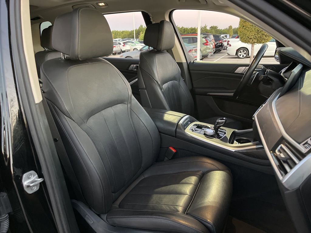 Used 2022 BMW X7 xDrive40i w/ Executive Package image 31