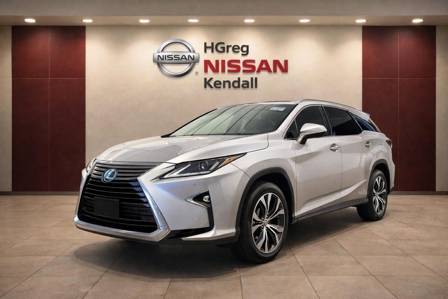 Used 2018 Lexus RX 350L FWD w/ Premium Package image 3