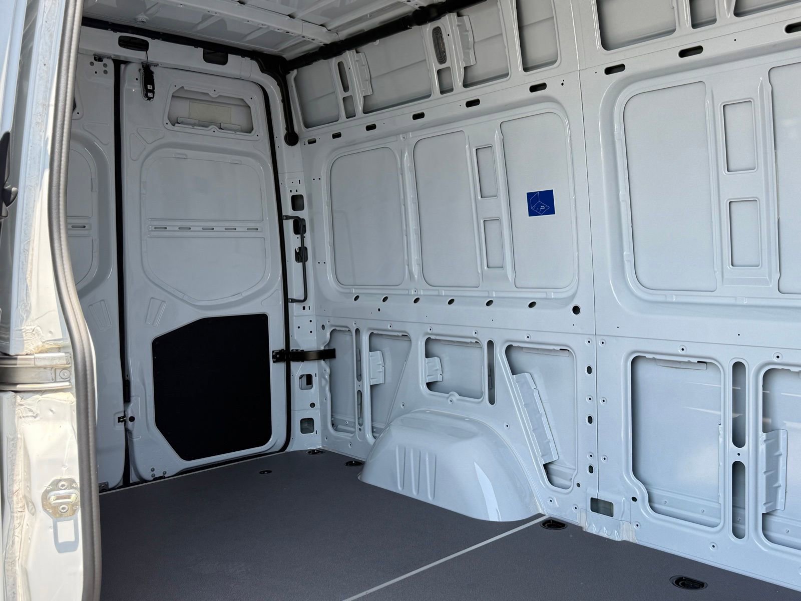 New 2025 Mercedes-Benz Sprinter 2500 image 14