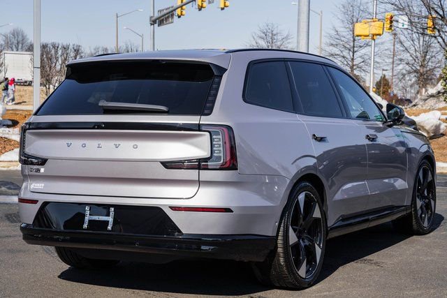 New 2026 Volvo EX90 Ultra image 5