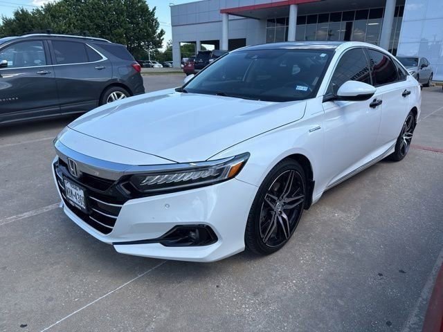 Used 2021 Honda Accord Touring image 2