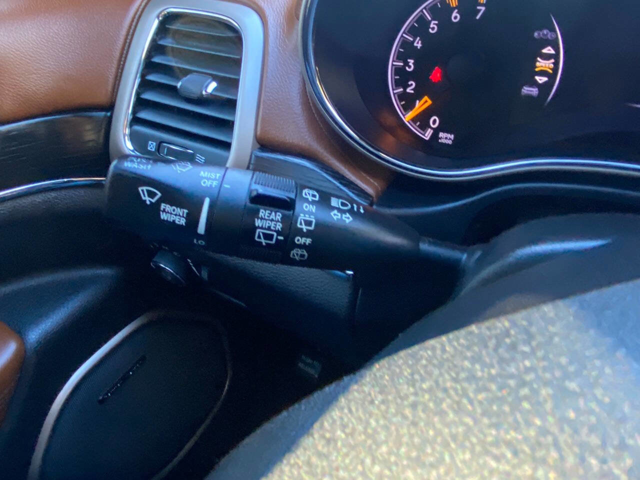 Used 2017 Jeep Grand Cherokee Summit w/ Platinum Series Group image 30