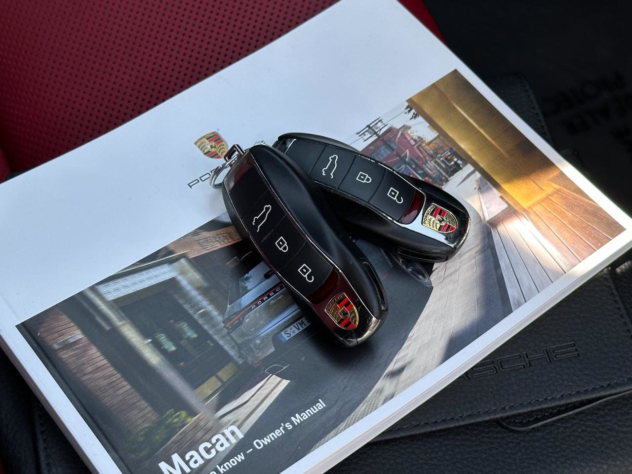 Used 2020 Porsche Macan image 28