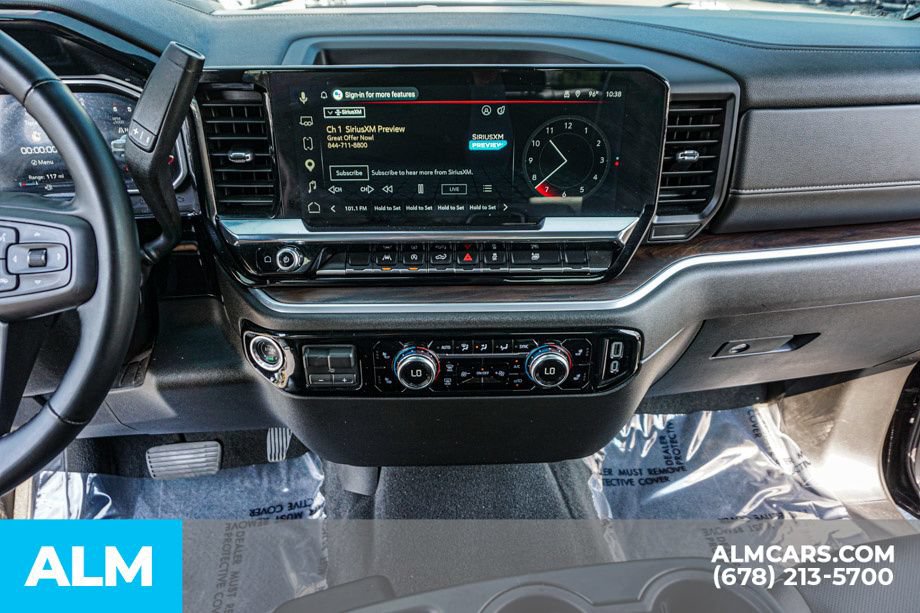 Used 2026 GMC Sierra 1500 SLT AWD/4WD image 39