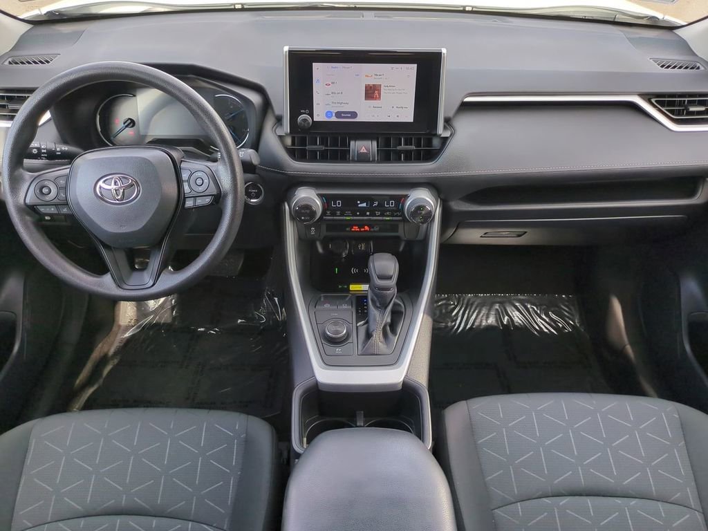 Used 2023 Toyota RAV4 AWD Hybrid image 14