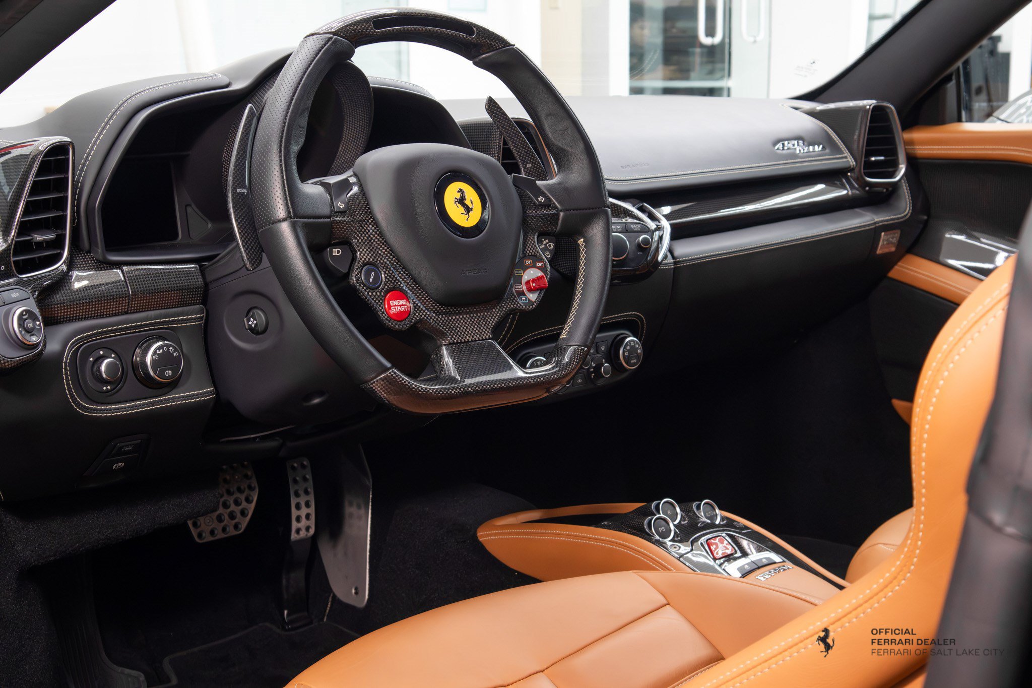 Used 2010 Ferrari 458 Italia Coupe RWD image 12