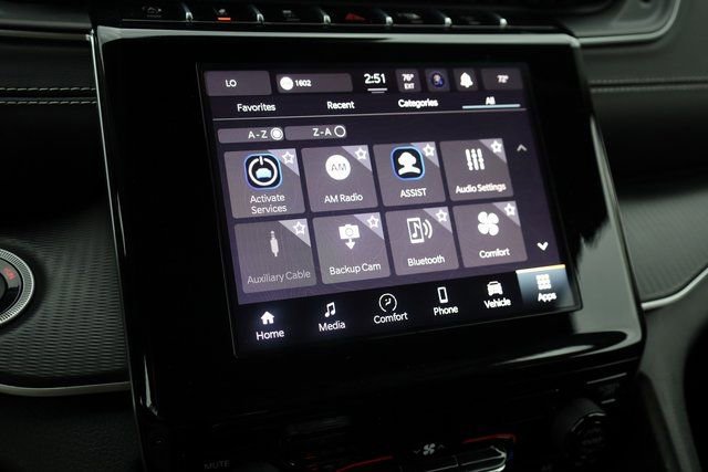 Used 2023 Jeep Grand Cherokee Laredo image 21