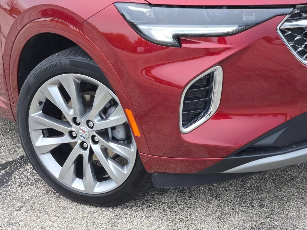 Used 2023 Buick Envision Avenir AWD/4WD image 3