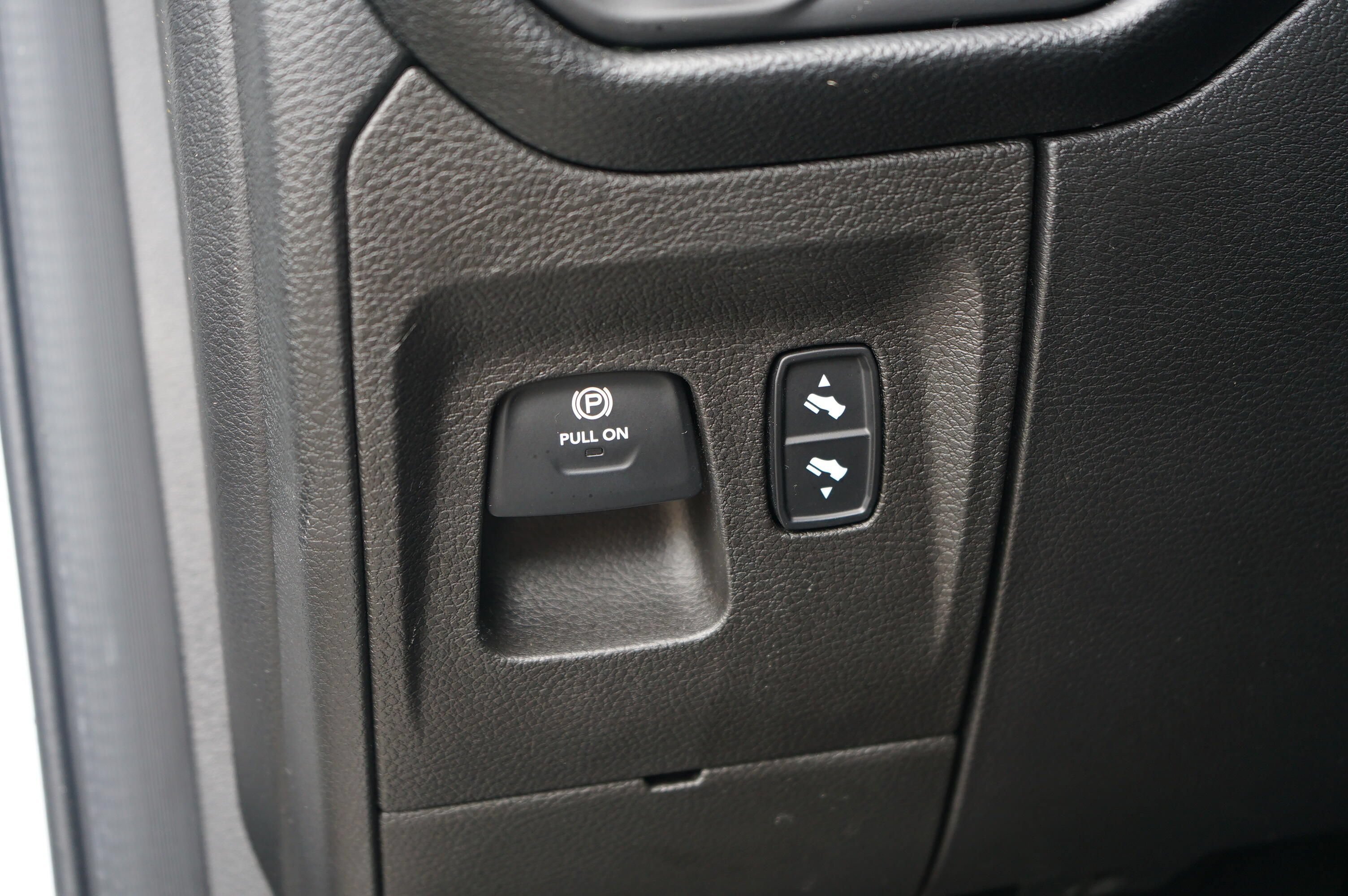 Used 2019 RAM 1500 Big Horn AWD/4WD image 14