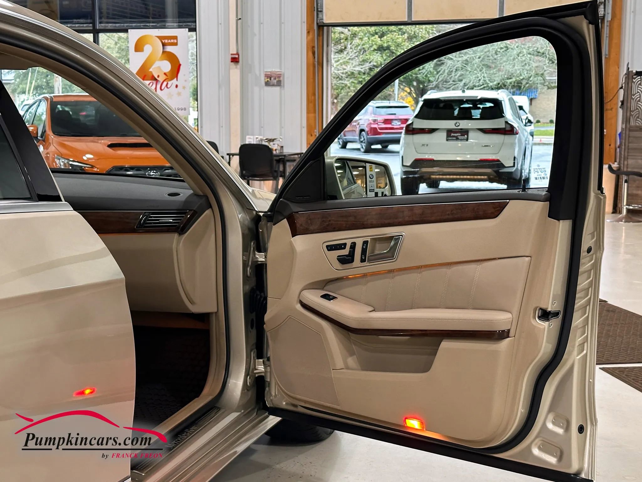 Used 2013 Mercedes-Benz E 350 Luxury w/ Premium 1 Pkg image 19