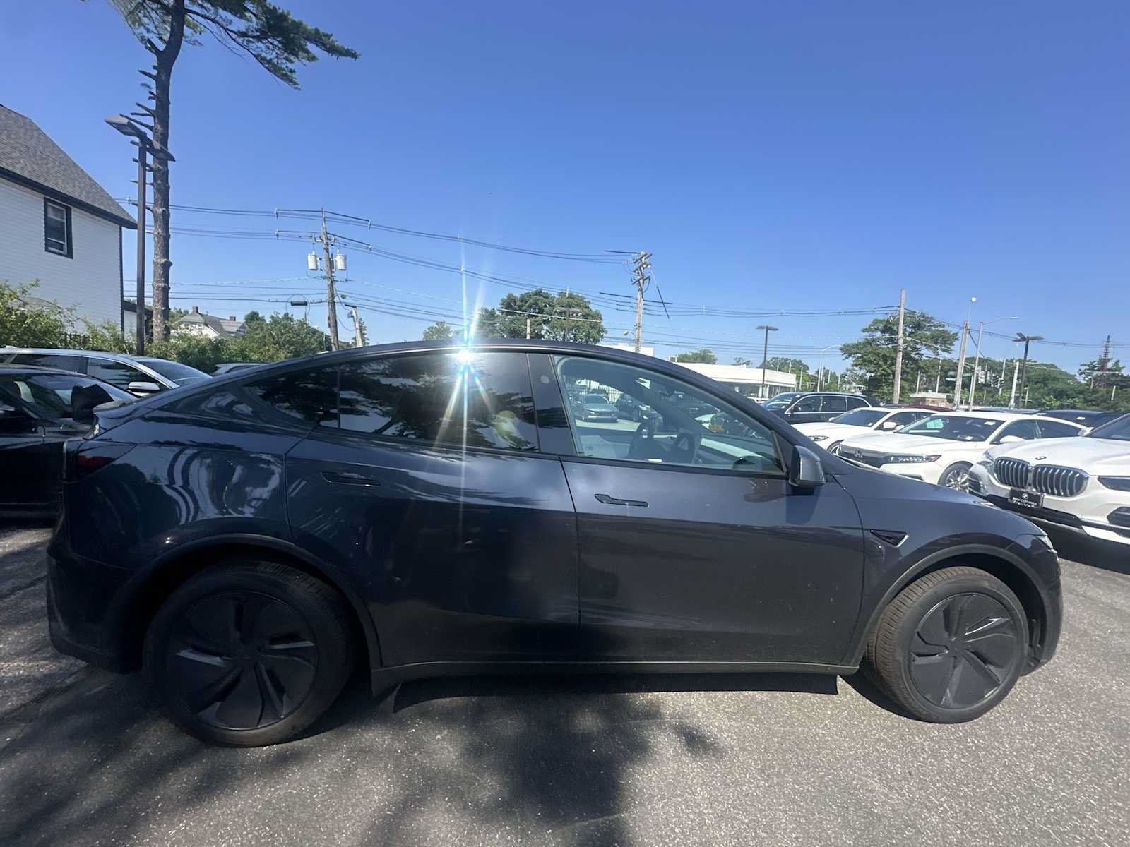 Used 2026 Tesla Model Y 2WD image 8
