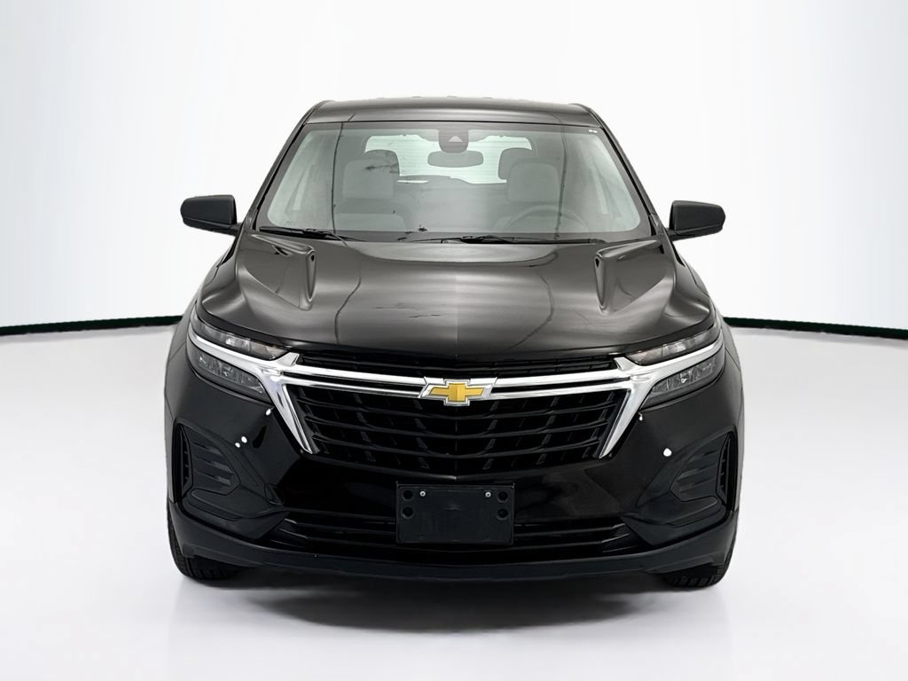 Used 2023 Chevrolet Equinox LS FWD image 2