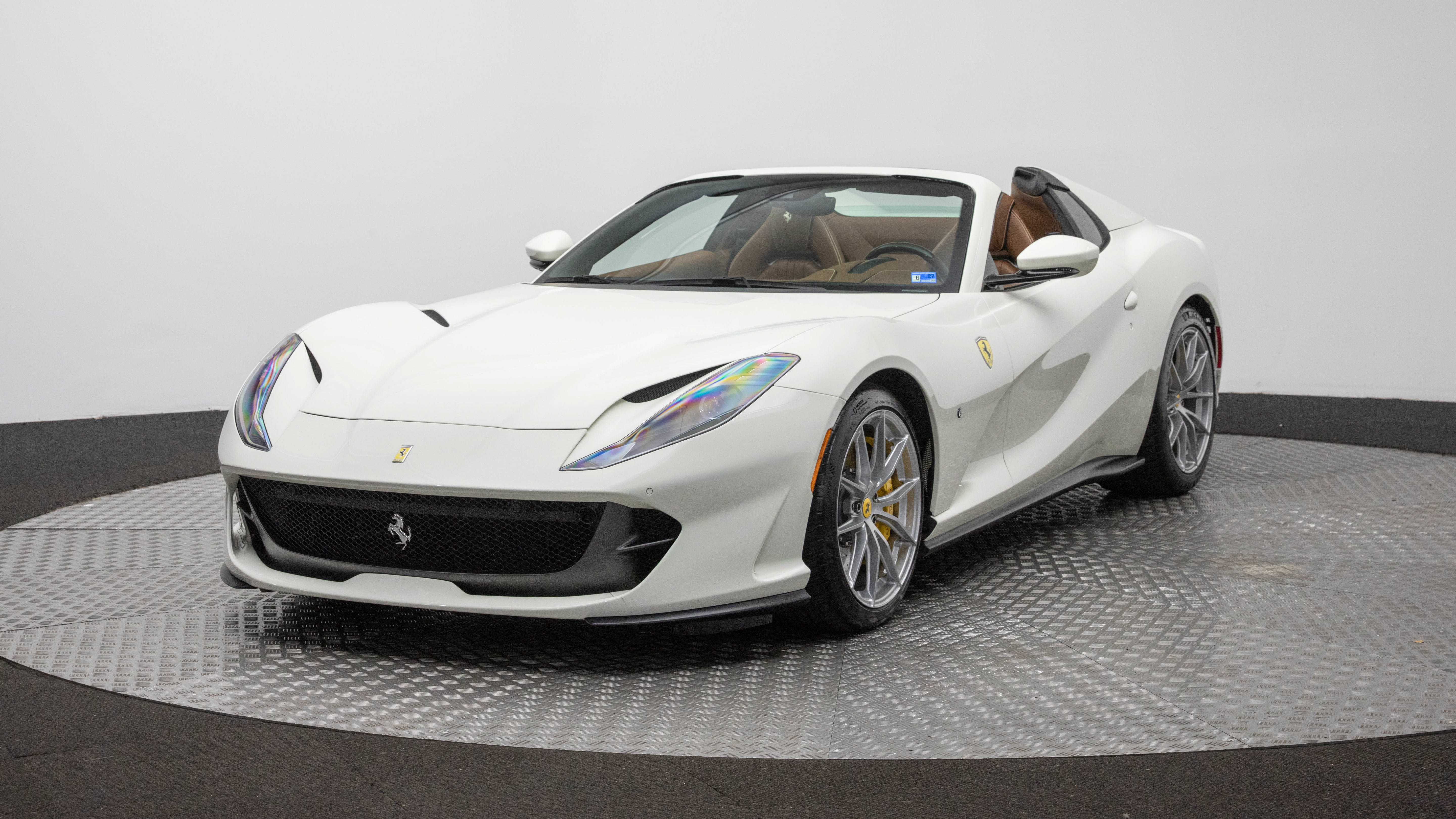 Certified 2023 Ferrari 812 GTS RWD image 1