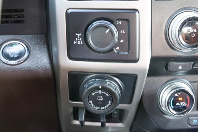 Used 2018 Ford F150 King Ranch w/ Equipment Group 601A Luxury AWD/4WD image 31