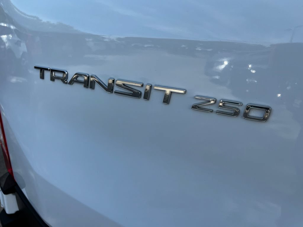 Used 2025 Ford Transit 250 Low Roof w/ Exterior Upgrade Package RWD image 28