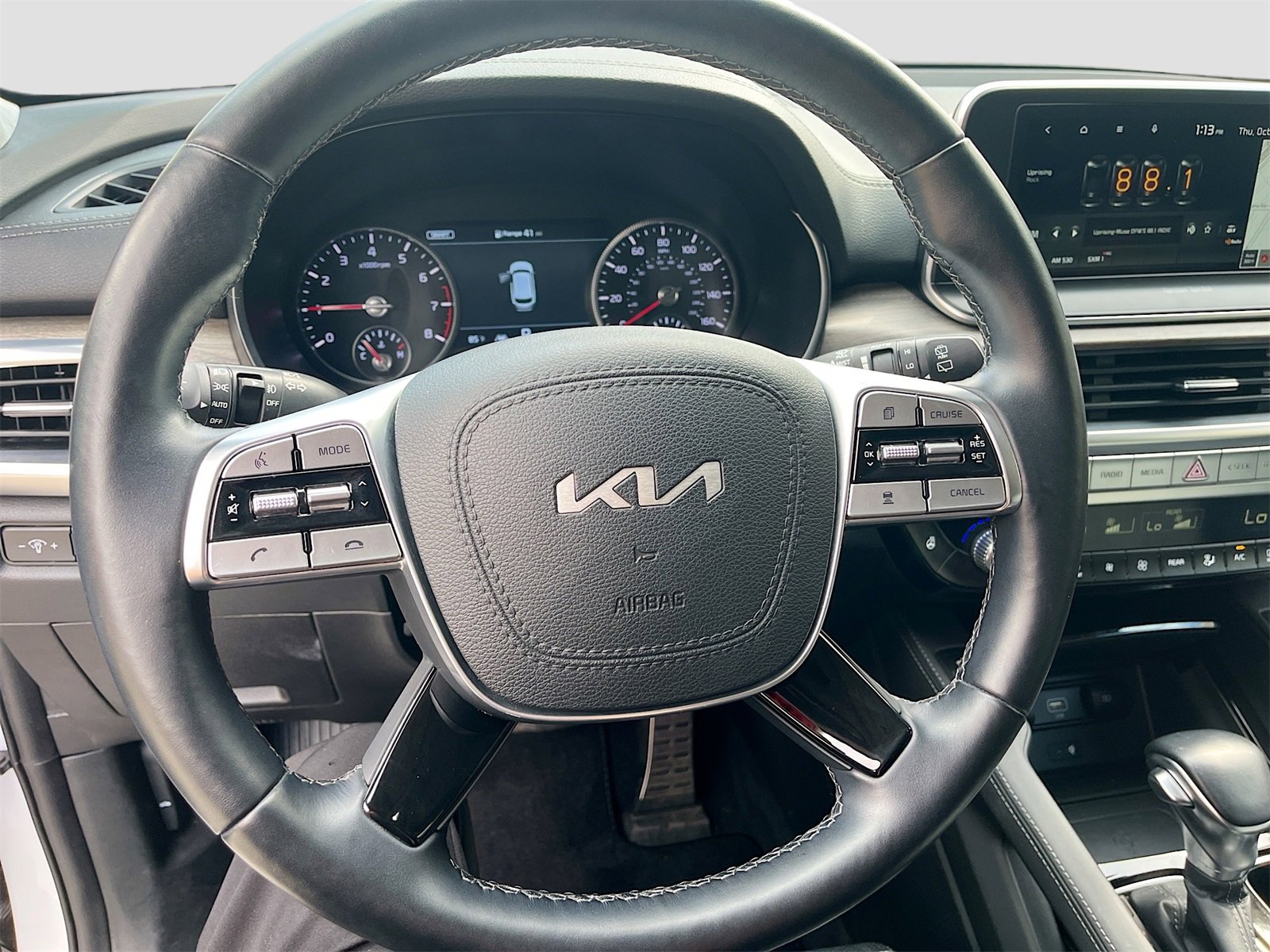 Used 2022 Kia Telluride SX w/ SX Prestige Package image 11