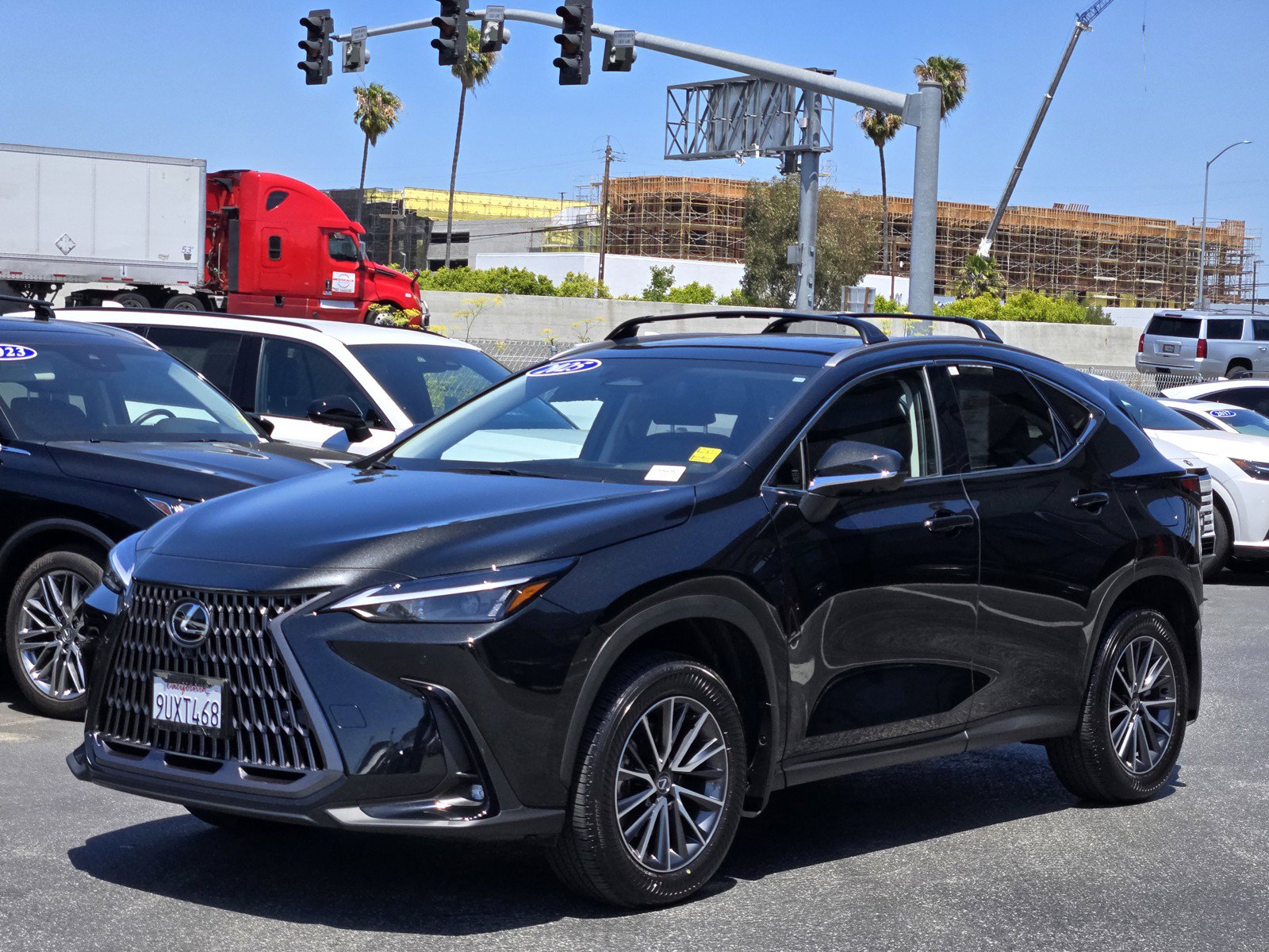 Used 2025 Lexus NX 350h AWD w/ Accessory Package (2T) image 8